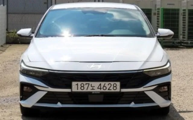 아반떼하이브리드 중고차 더 뉴 아반떼 (CN7) 1.6 가솔린 매물 사진 15 - 2024/07 47,713km